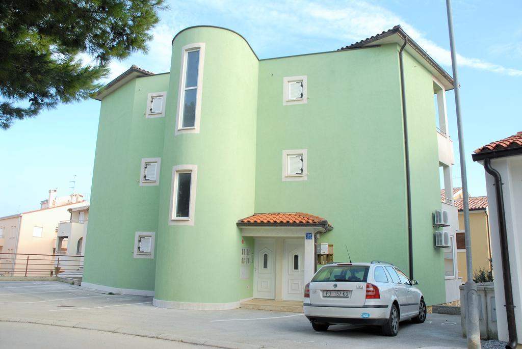 Apartments Green Village Премантура Екстериор снимка